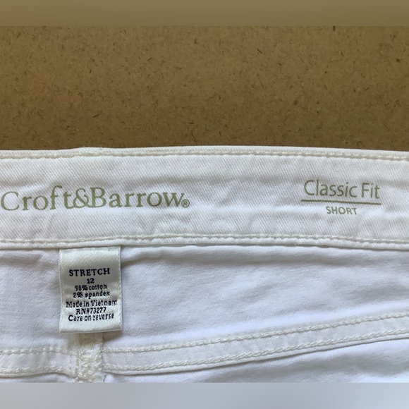 Croft & Barrow Classic Fit White Stretch Denim Shorts​ - Picture 6 of 6